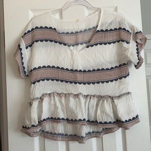 Cute shirt for work or for something casual!